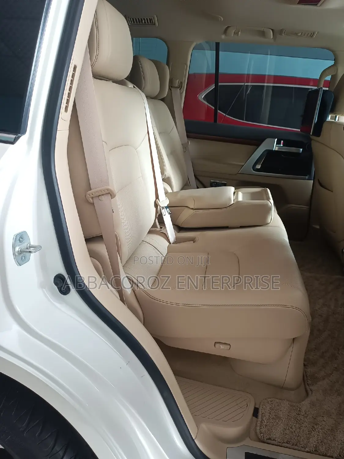 Toyota Land Cruiser 2016 White