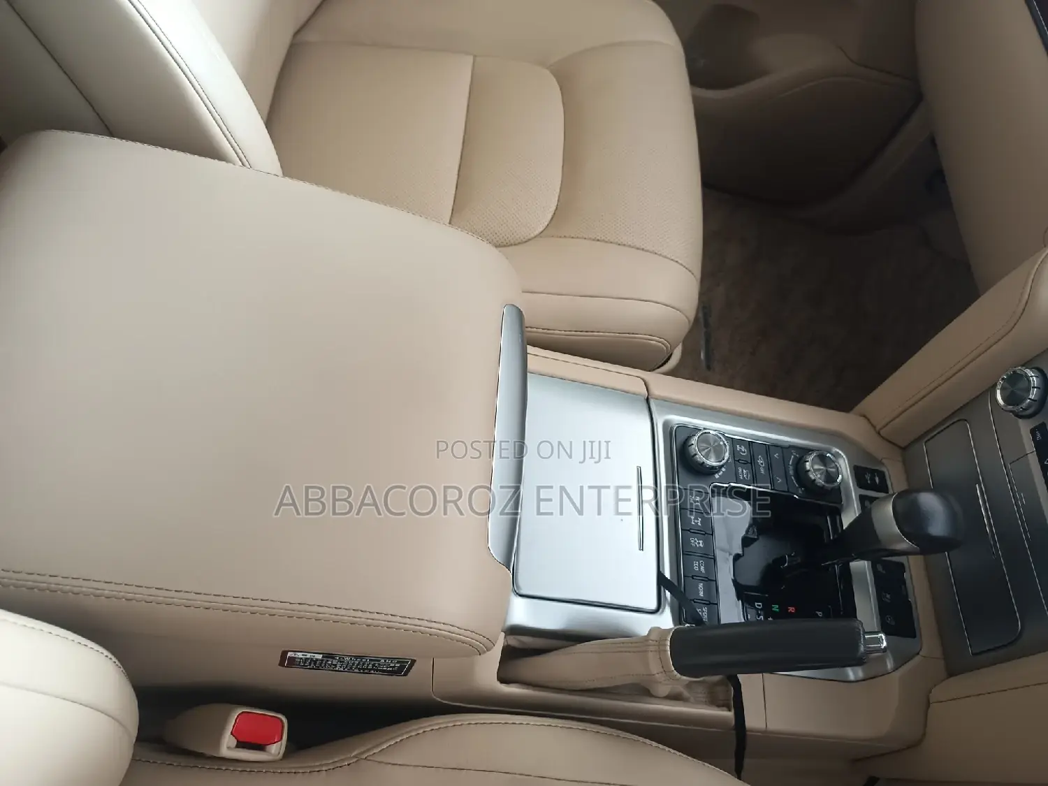 Toyota Land Cruiser 2016 White