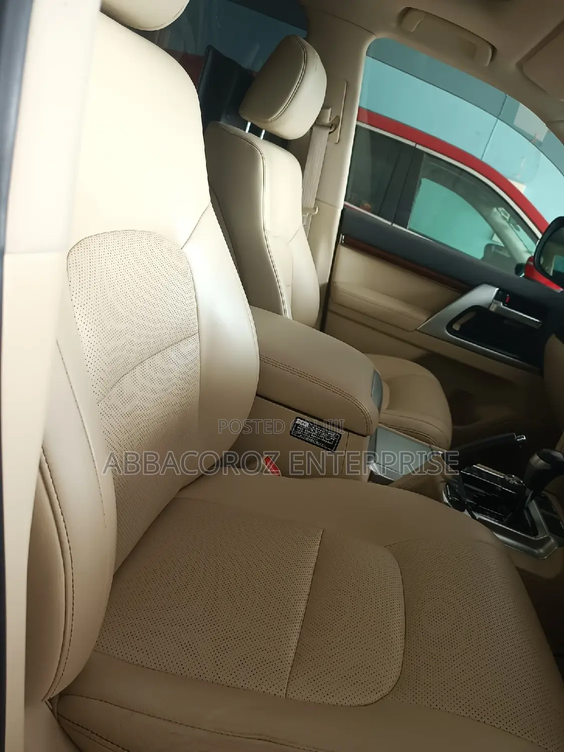 Toyota Land Cruiser 2016 White