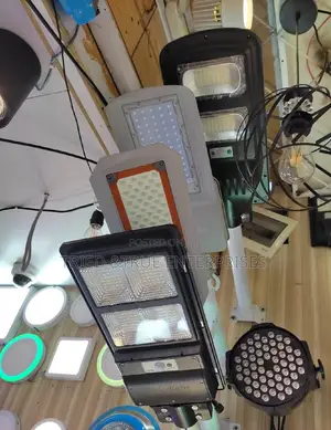 Solar Street Light(300wts)