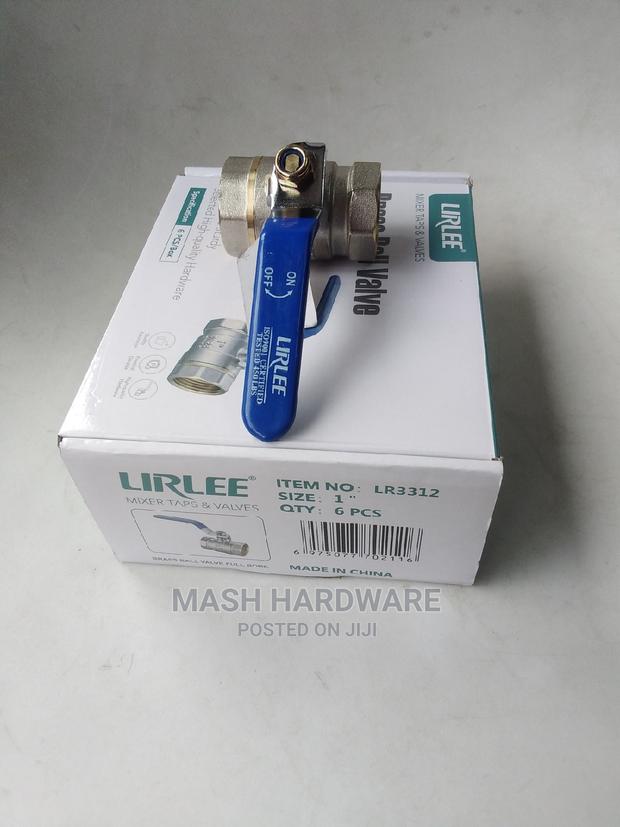 1" Lirlee Ball Cork