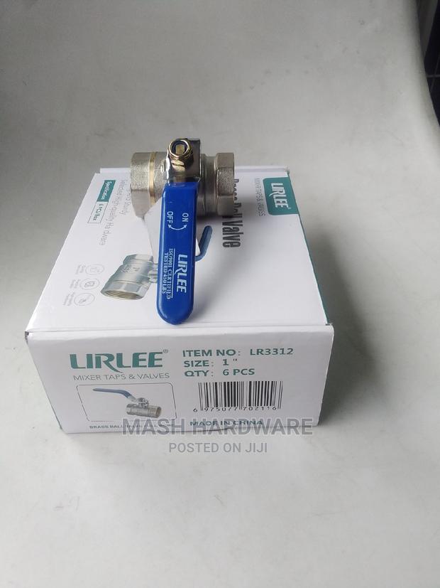 1" Lirlee Ball Cork - thumbnail 3