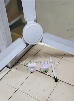 Ceiling Fan With 3 Blades