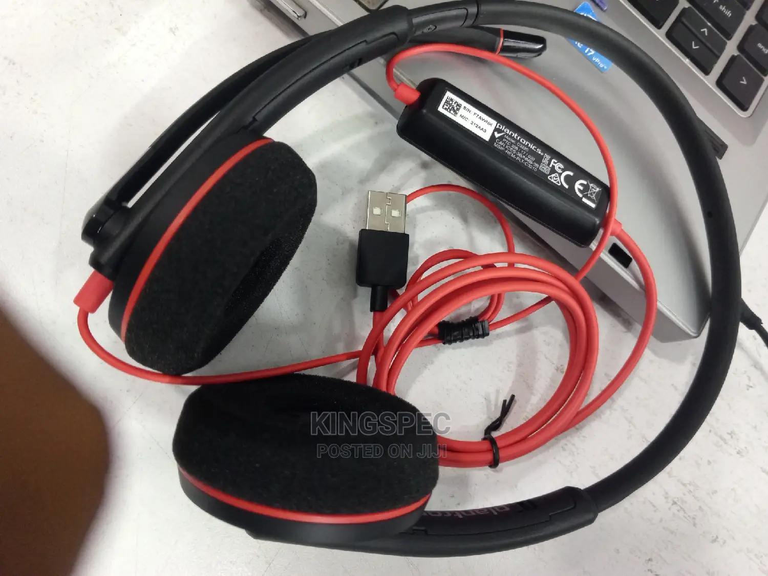Plantronics Binaural Blackwire C3220 USB Headset