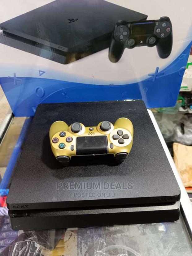 Clean Ps4 With Gold Controller
