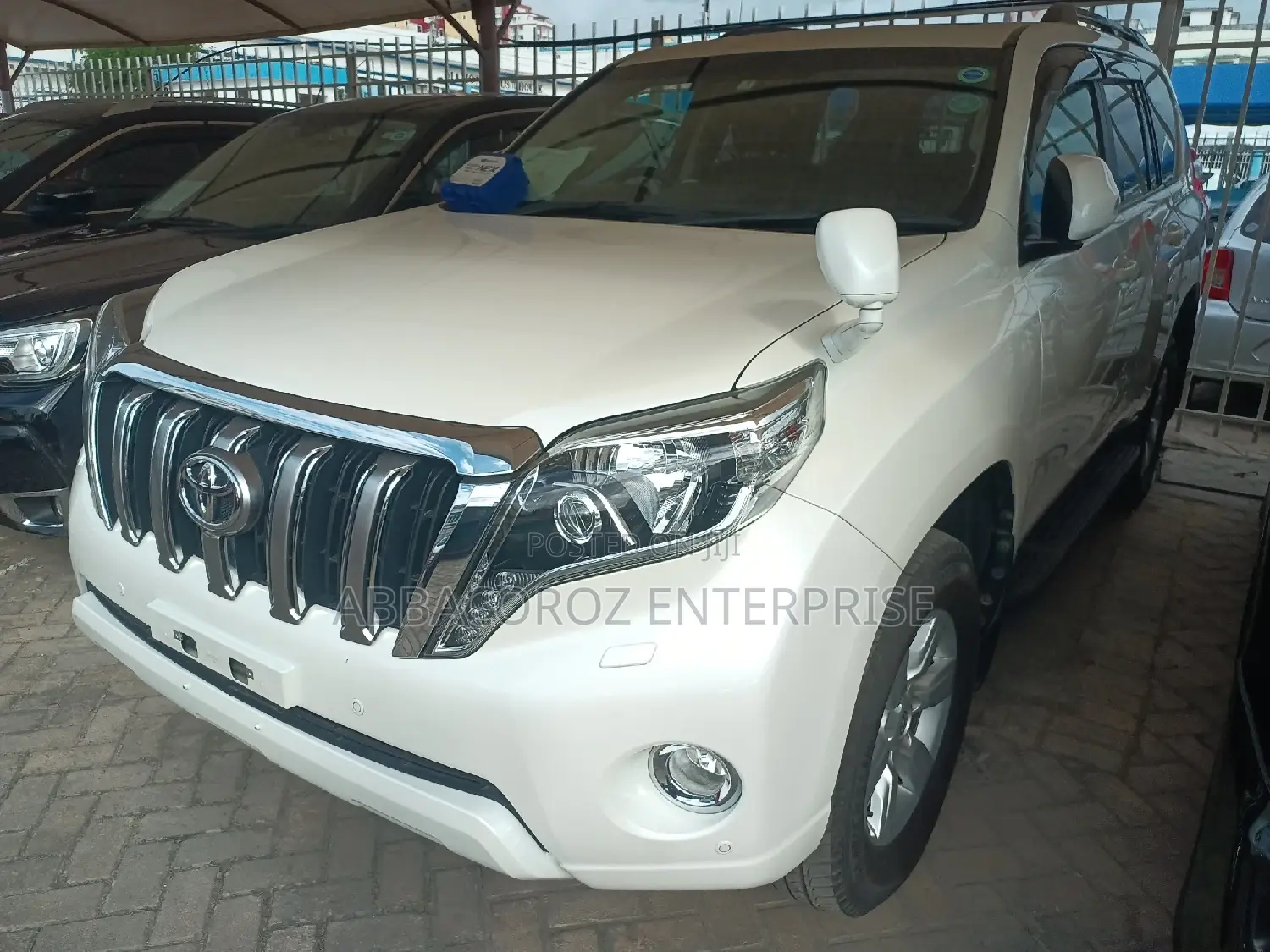 Toyota Land Cruiser Prado 2016 White