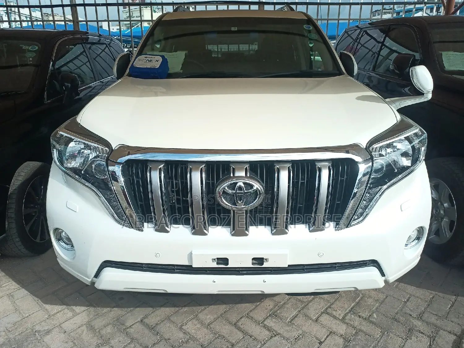 Toyota Land Cruiser Prado 2016 White