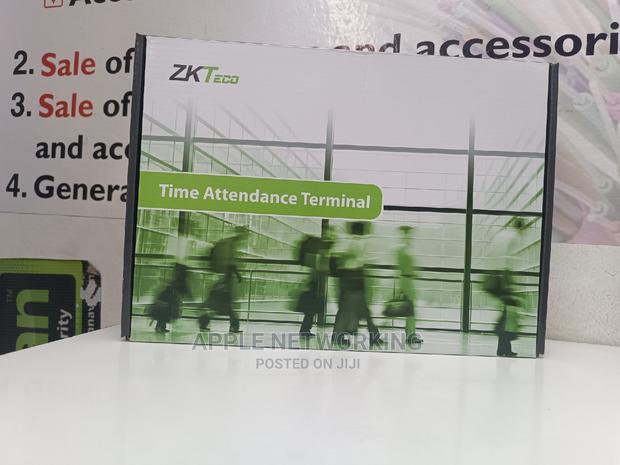 ZKTECO Time Attendance Terminal - main view