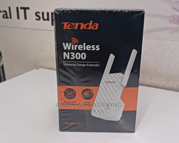 TENDA A9 Wireless N300 Universal Range Extender - main view