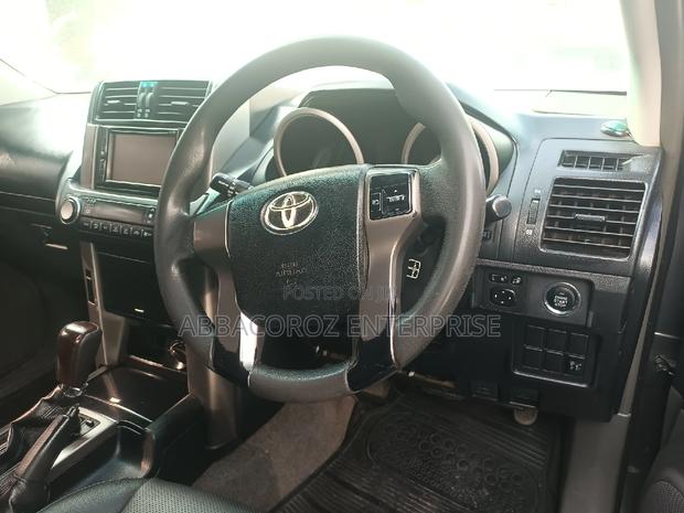 Toyota Land Cruiser Prado 2016 Gray - thumbnail 5