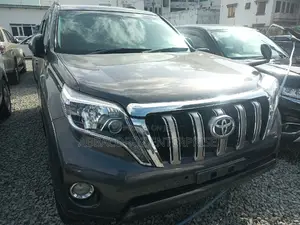 Toyota Land Cruiser Prado 2016 Gray
