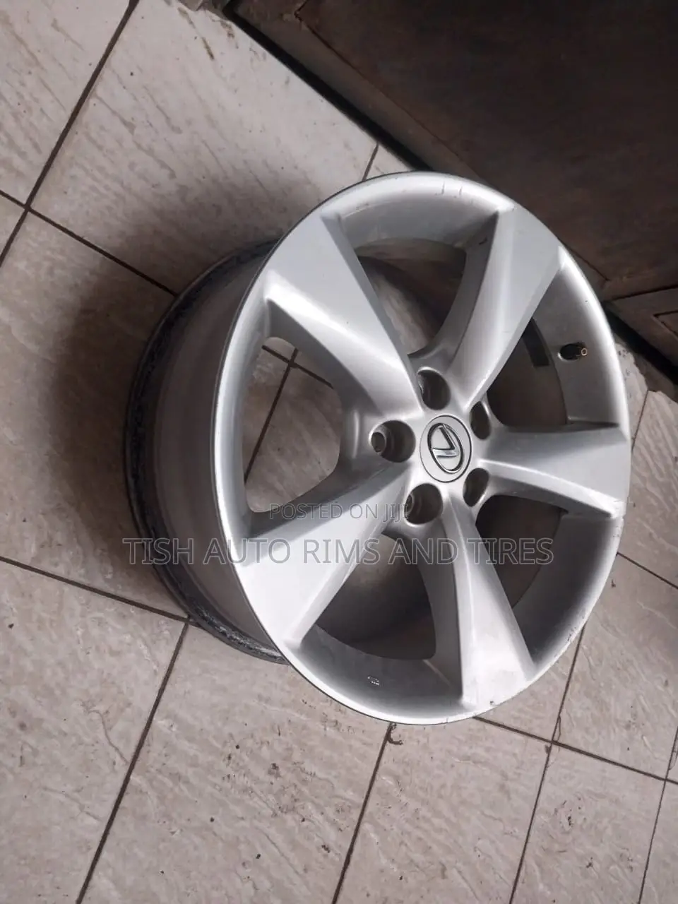 Lexus Rx, Harrier, Mark X 18 Inch Rims Set
