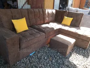 Smart and Quality Coner Seat Sofa