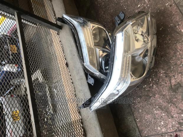 Toyota Noah 2014 Xenon Headlight(Clear)