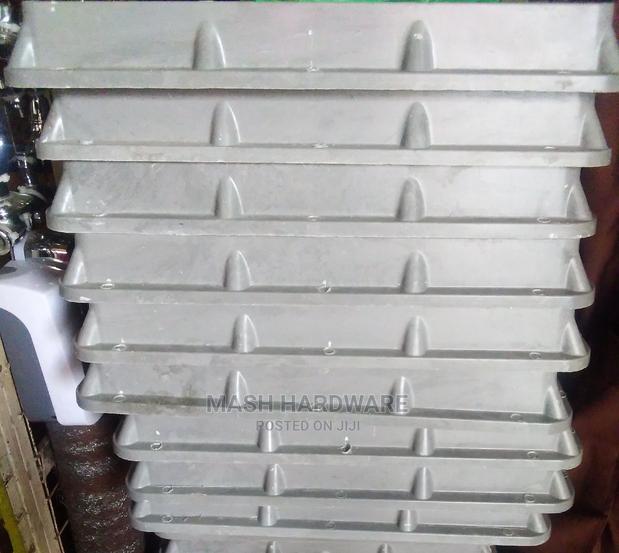 18*24 Manholes - main view