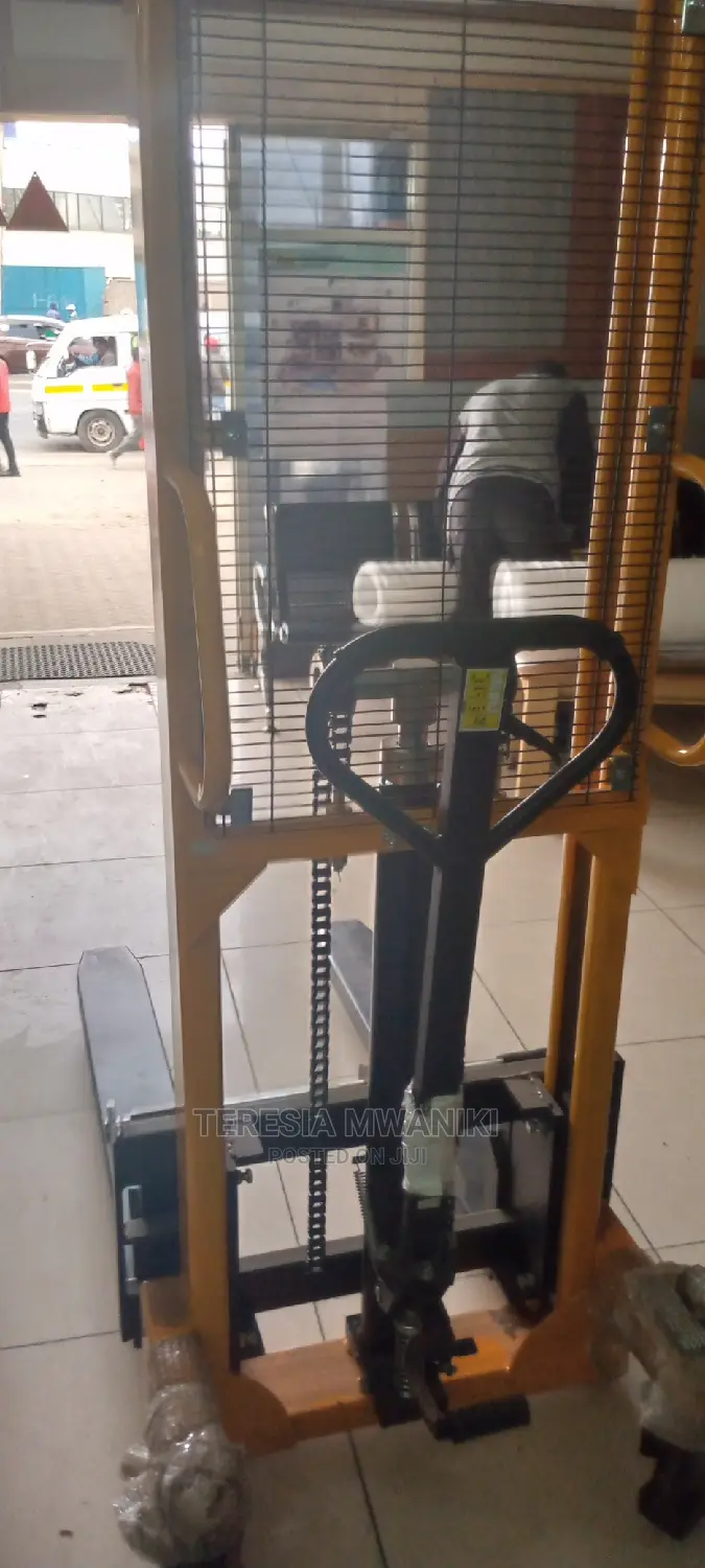 Lifting Manual Stacker 2ton