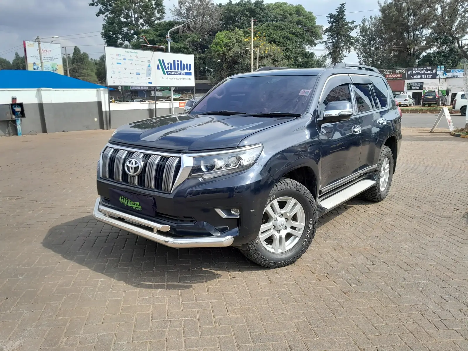 Toyota Land Cruiser Prado 2010 Black in Nairobi Central Cars, Car
