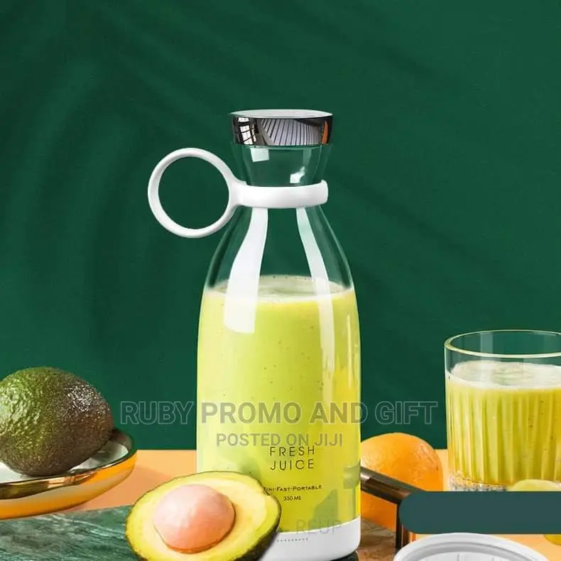Mini Portable Electric Juicer