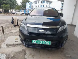 Toyota Harrier 2.0 4WD 2018 Black