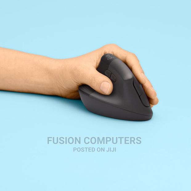 LOGITECH Lift Vertical Ergonomic Mouse - thumbnail 2