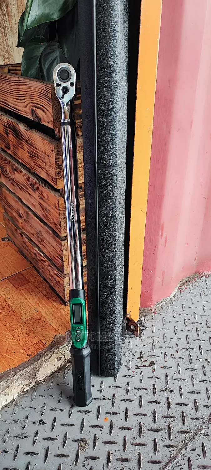 Digital Preset Adjustable Torque Wrench