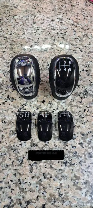 Different Universal Fit Manual 5 Speed Gear Knobs