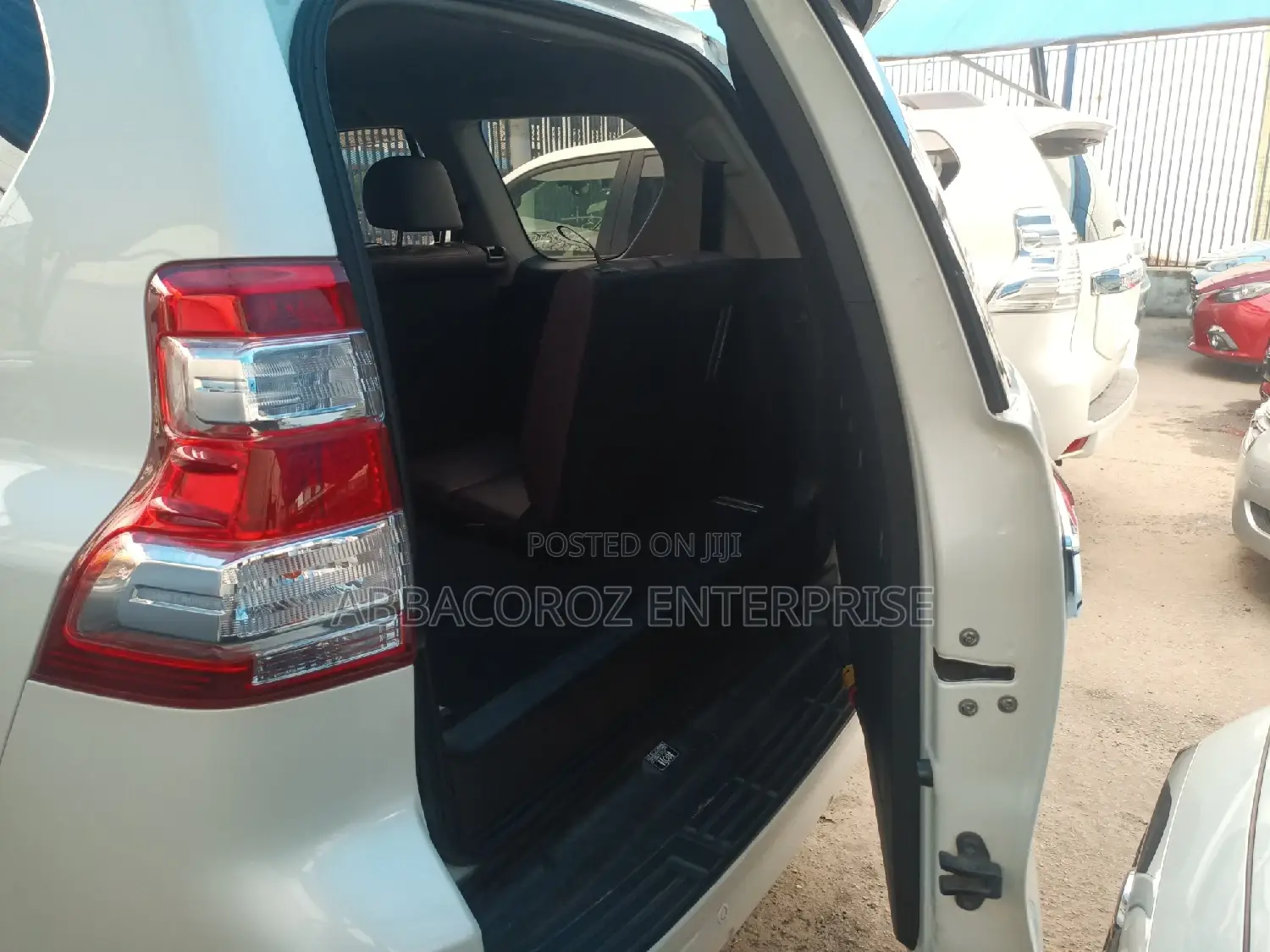 Toyota Land Cruiser Prado 2016 White
