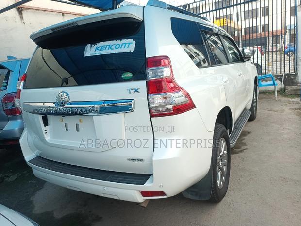 Toyota Land Cruiser Prado 2016 White - thumbnail 4