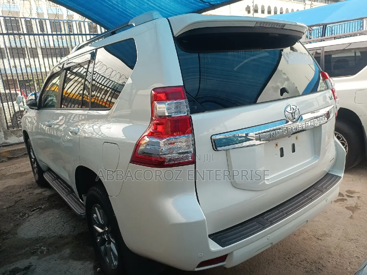 Toyota Land Cruiser Prado 2016 White