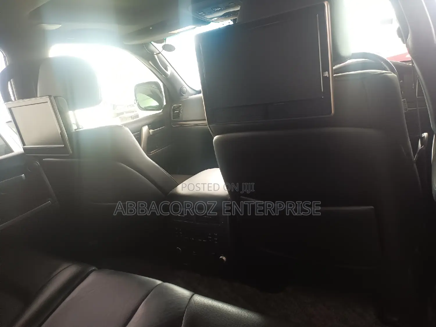 Toyota Land Cruiser 4.6 V8 ZX 2016 Black