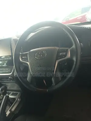 Toyota Land Cruiser 4.6 V8 ZX 2016 Black