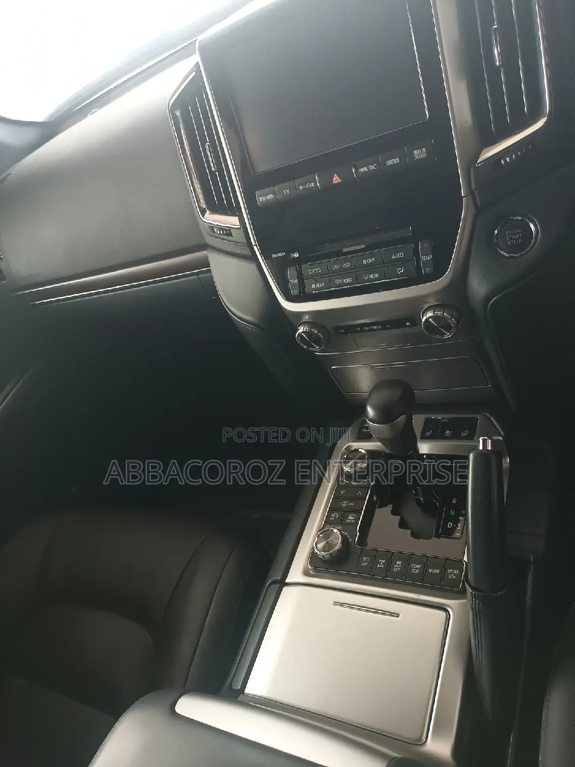 Toyota Land Cruiser 4.6 V8 ZX 2016 Black