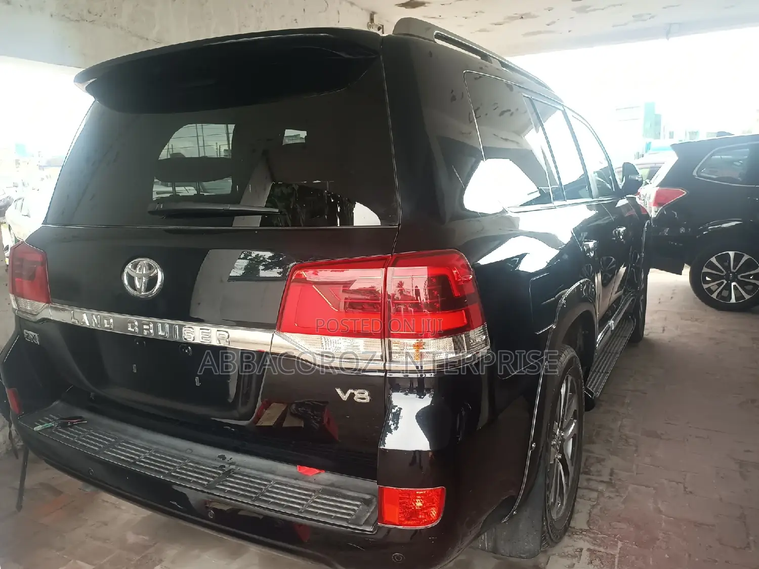 Toyota Land Cruiser 4.6 V8 ZX 2016 Black