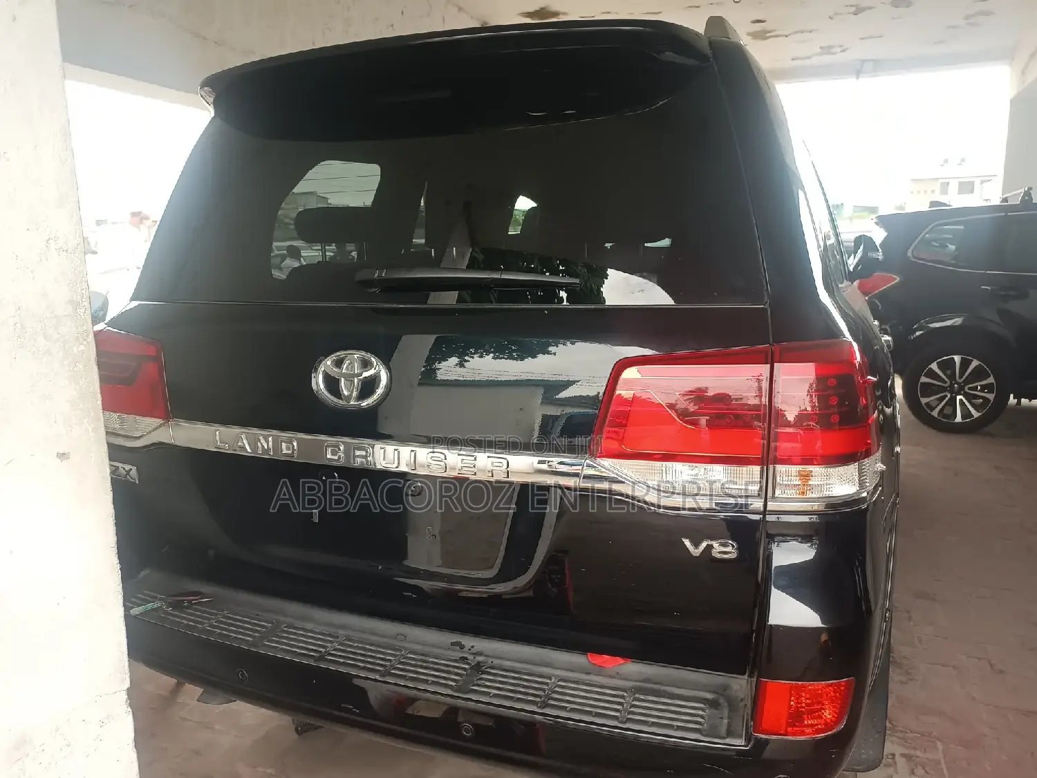 Toyota Land Cruiser 4.6 V8 ZX 2016 Black