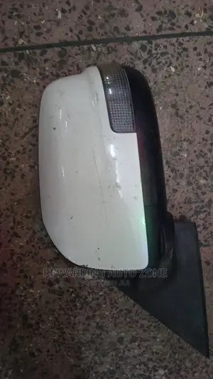 Nissan Serena 2012 Side Mirror.