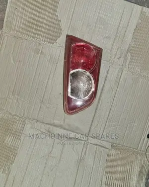 Mazda Demio 2002 Bootlights