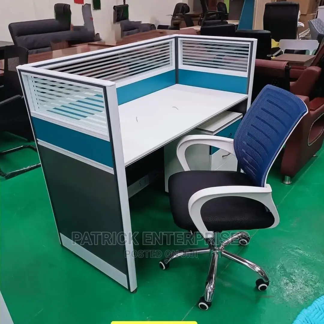 Executive One Way Workstation