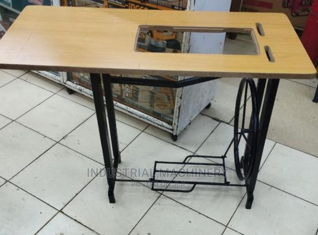 Sewing Machine Juakali Table - main view