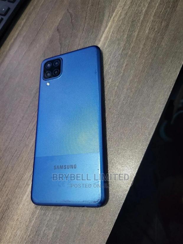 Samsung Galaxy A12 128 GB Blue - thumbnail 2