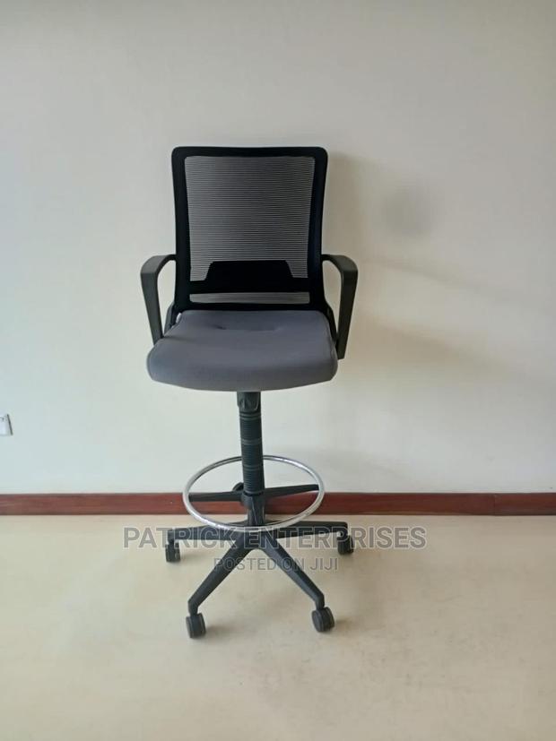 Executive Morden Cashier/Bank/ Counter Chairs