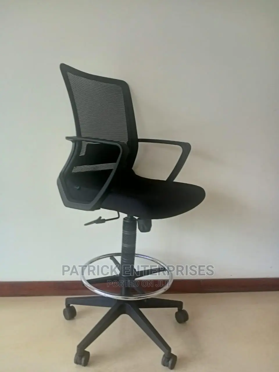 Executive Morden Cashier/Bank/ Counter Chairs
