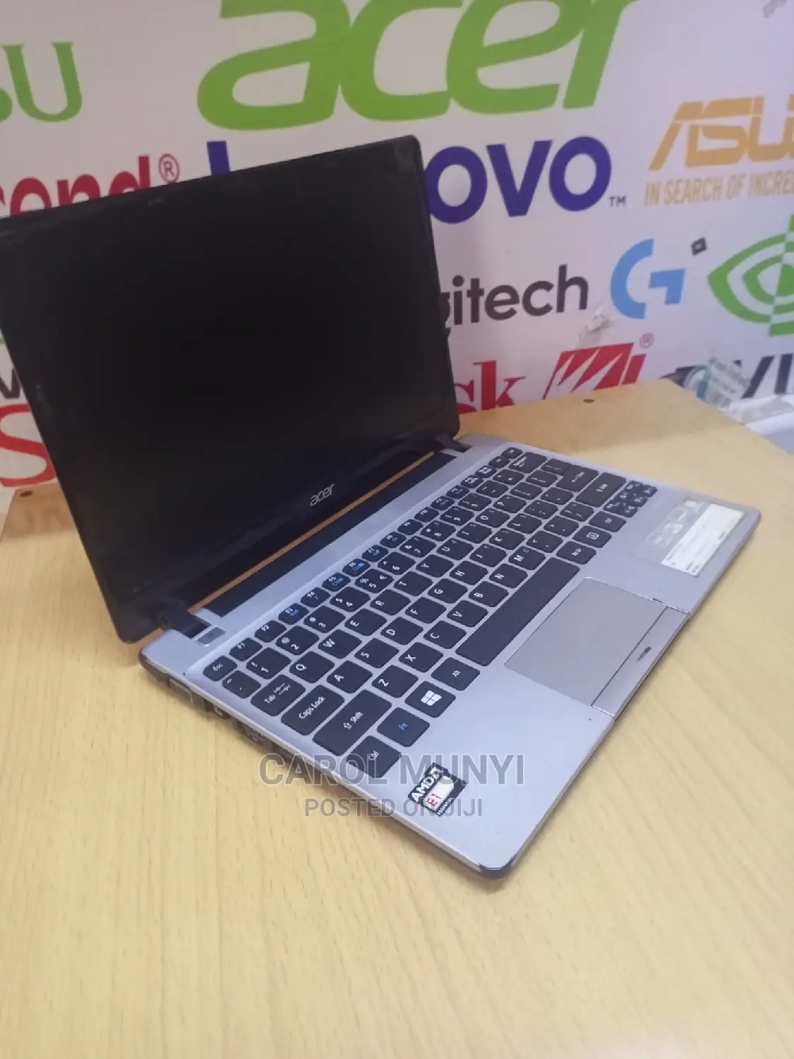 Laptop Acer Aspire 1410 4GB Intel Pentium HDD 500GB
