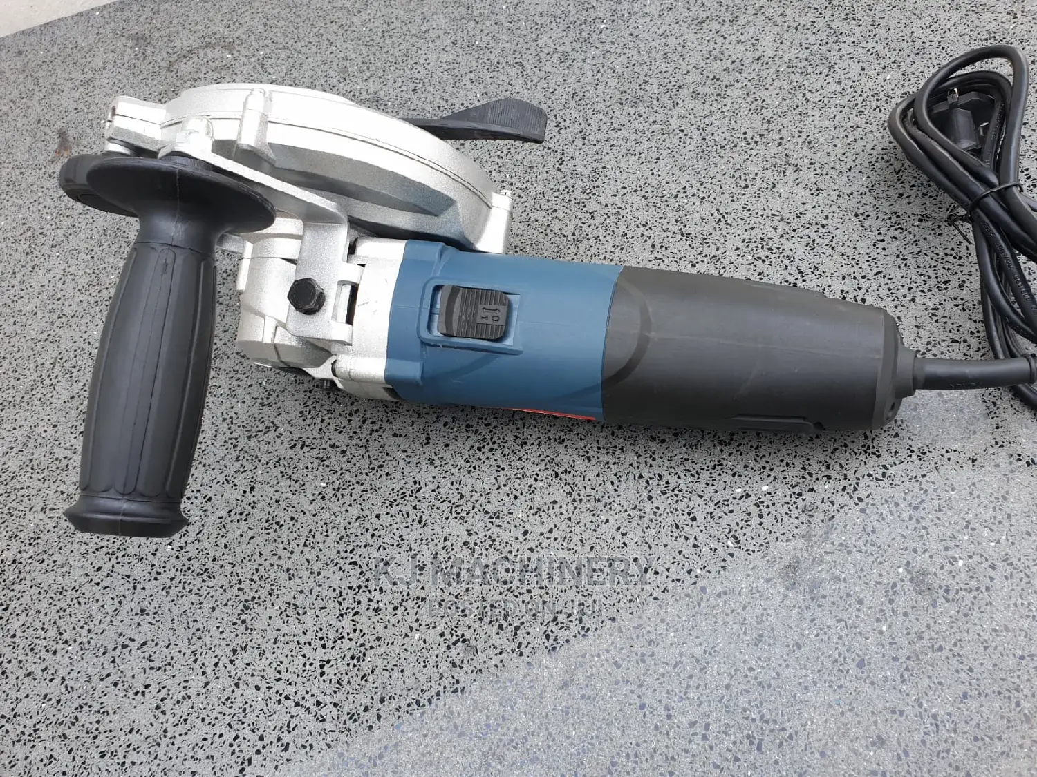Dual Cut Saw