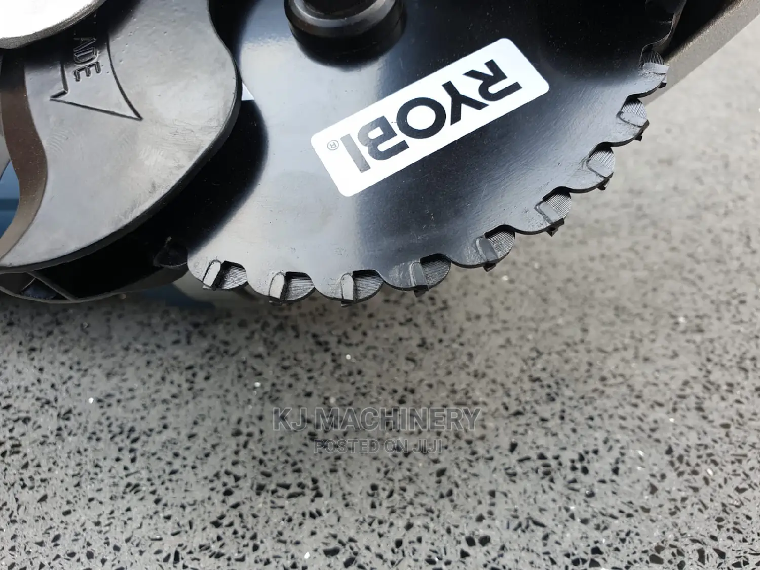 Dual Cut Saw