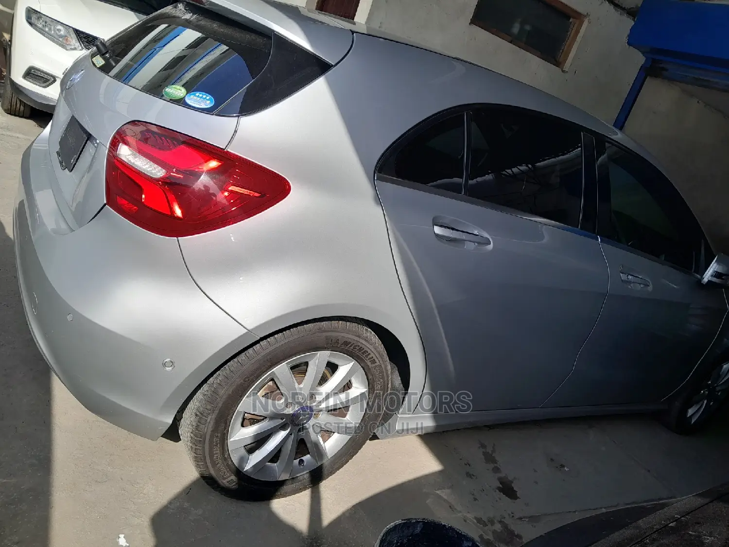 Mercedes-Benz A-Class 2016 Silver