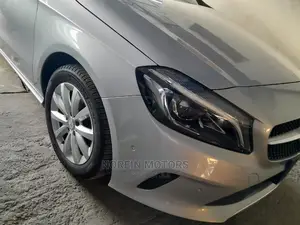 Mercedes-Benz A-Class 2016 Silver