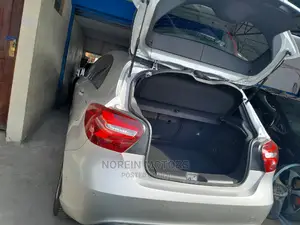 Mercedes-Benz A-Class 2016 Silver