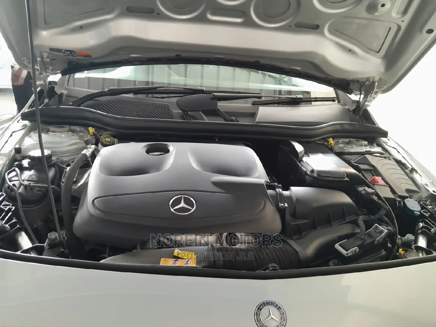 Mercedes-Benz A-Class 2016 Silver