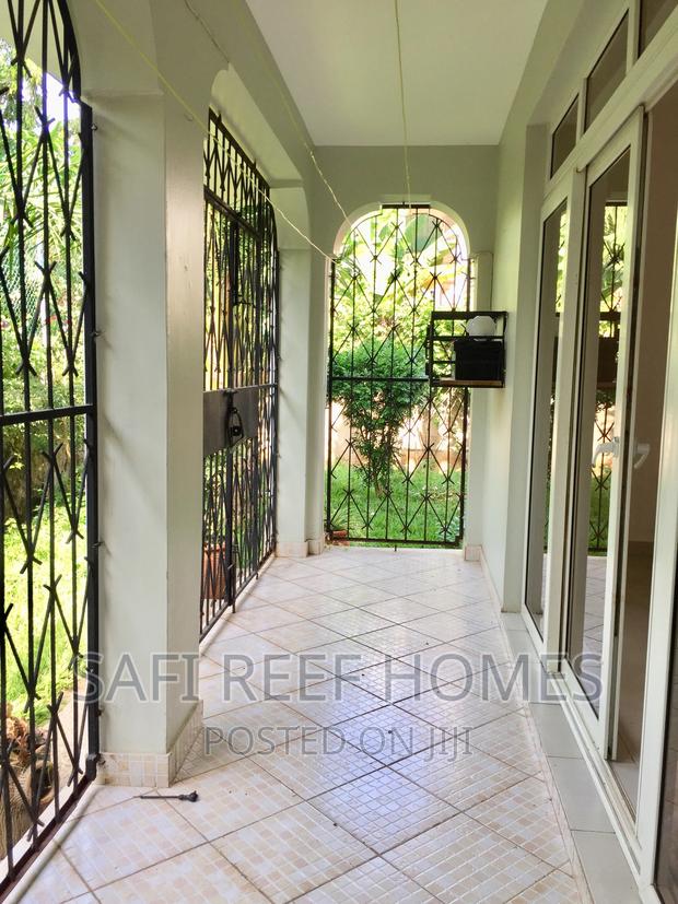 5bdrm Villa in Nyali for rent - thumbnail 9