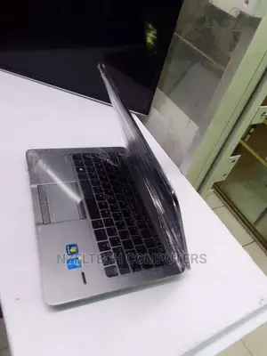 Laptop HP EliteBook 820 G2 4GB Intel Core I5 HDD 500GB